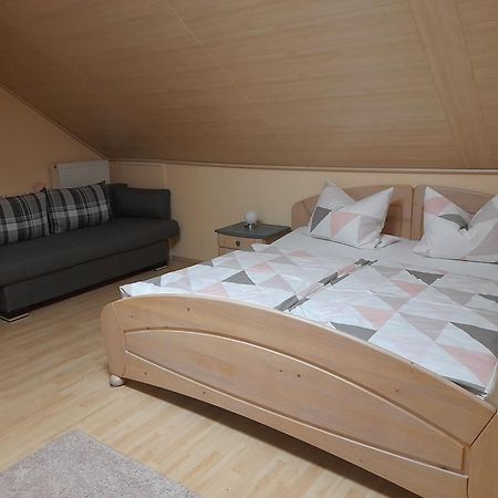 Haus Rossner Leilighet Nemmersdorf Eksteriør bilde