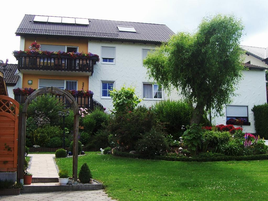 Haus Rossner Leilighet Nemmersdorf Eksteriør bilde